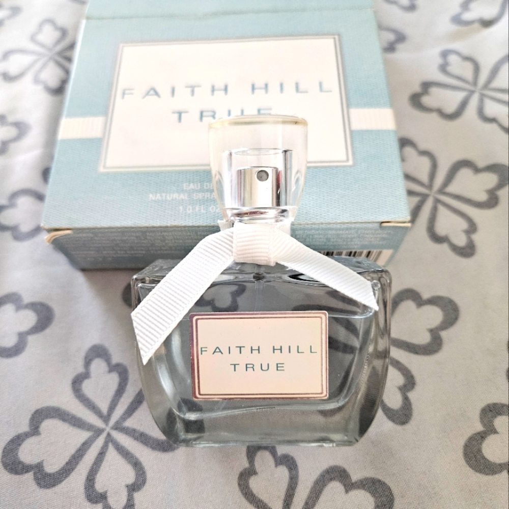 Faith Hill True perfume